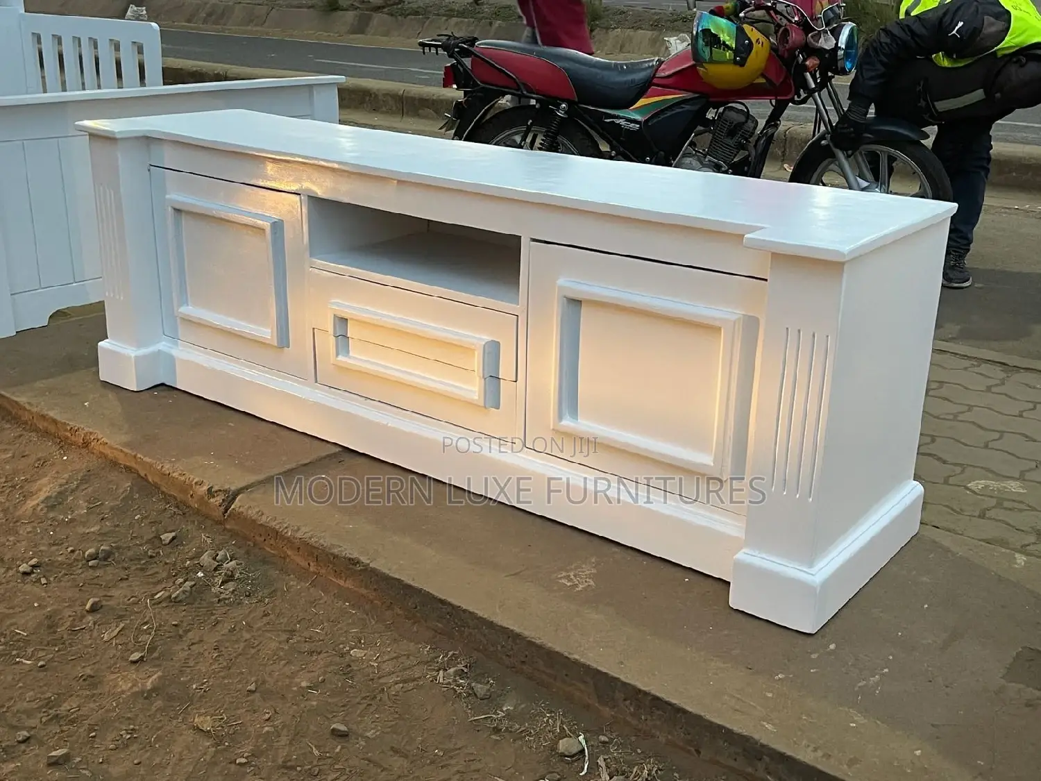 White Tv Stand