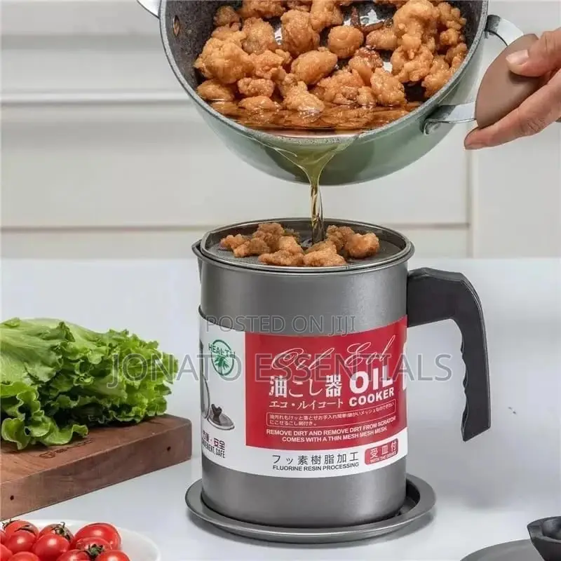 Used Cooking Oil Filter and Container