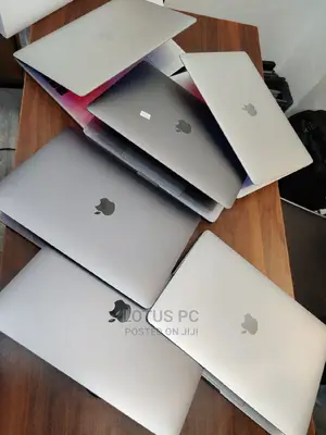 Laptop Apple MacBook Pro 2017 8GB Intel Core I7 SSD 256GB