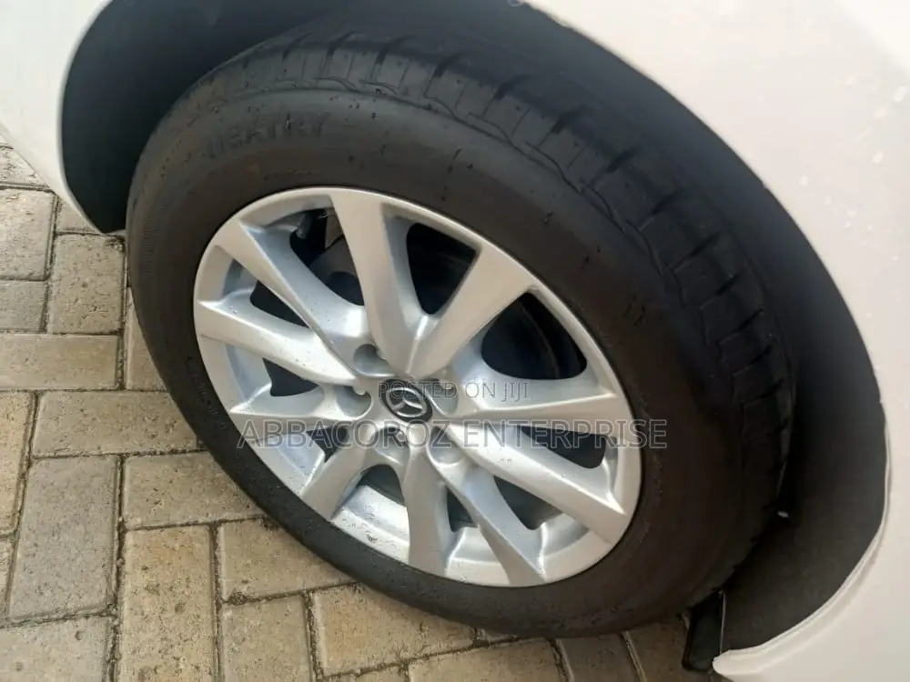 Mazda Atenza 2017 White