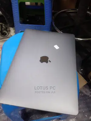 Laptop Apple MacBook Pro 2017 16GB Intel Core I7 SSD 512GB