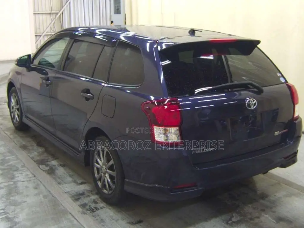 Toyota Corolla Fielder 2015 Purple