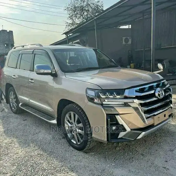 Toyota Land Cruiser Prado 2015 Gold