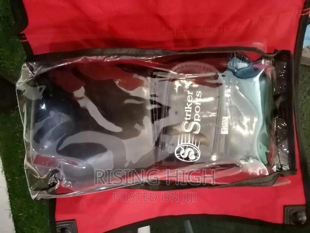 Top High Quality Boxing Gloves - main view