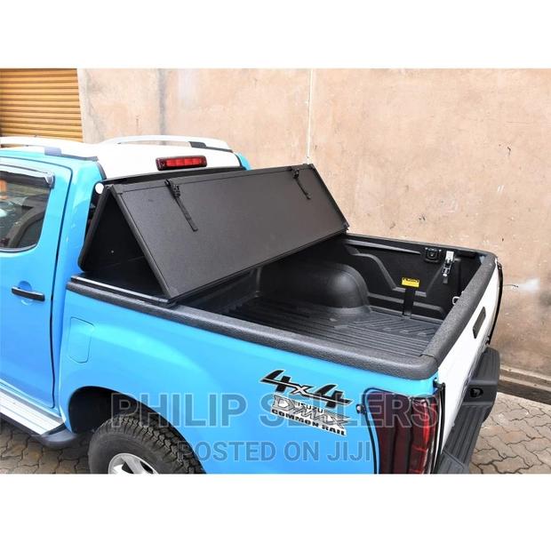 Aluminum Hard Tri Fold Tonneau Cover for Isuzu D-Max Double - thumbnail 3