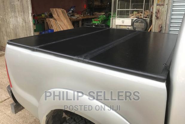 Toyota Hilux 05-15 Eagle Pro Fold Hard Tri - main view