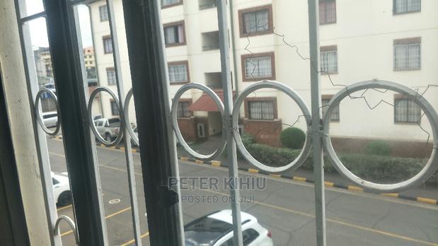 3bdrm Apartment in Phase 1, Nyayo Estate for sale