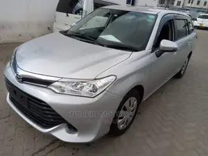 Toyota Corolla Fielder 2015 Silver