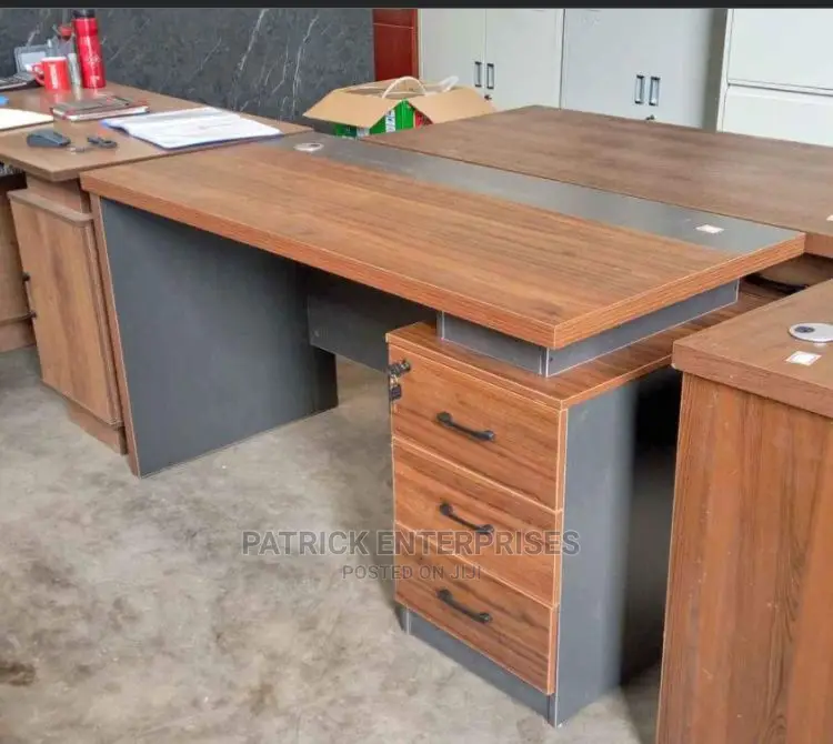Imported Executive Office Desk 1.4 Mtrs