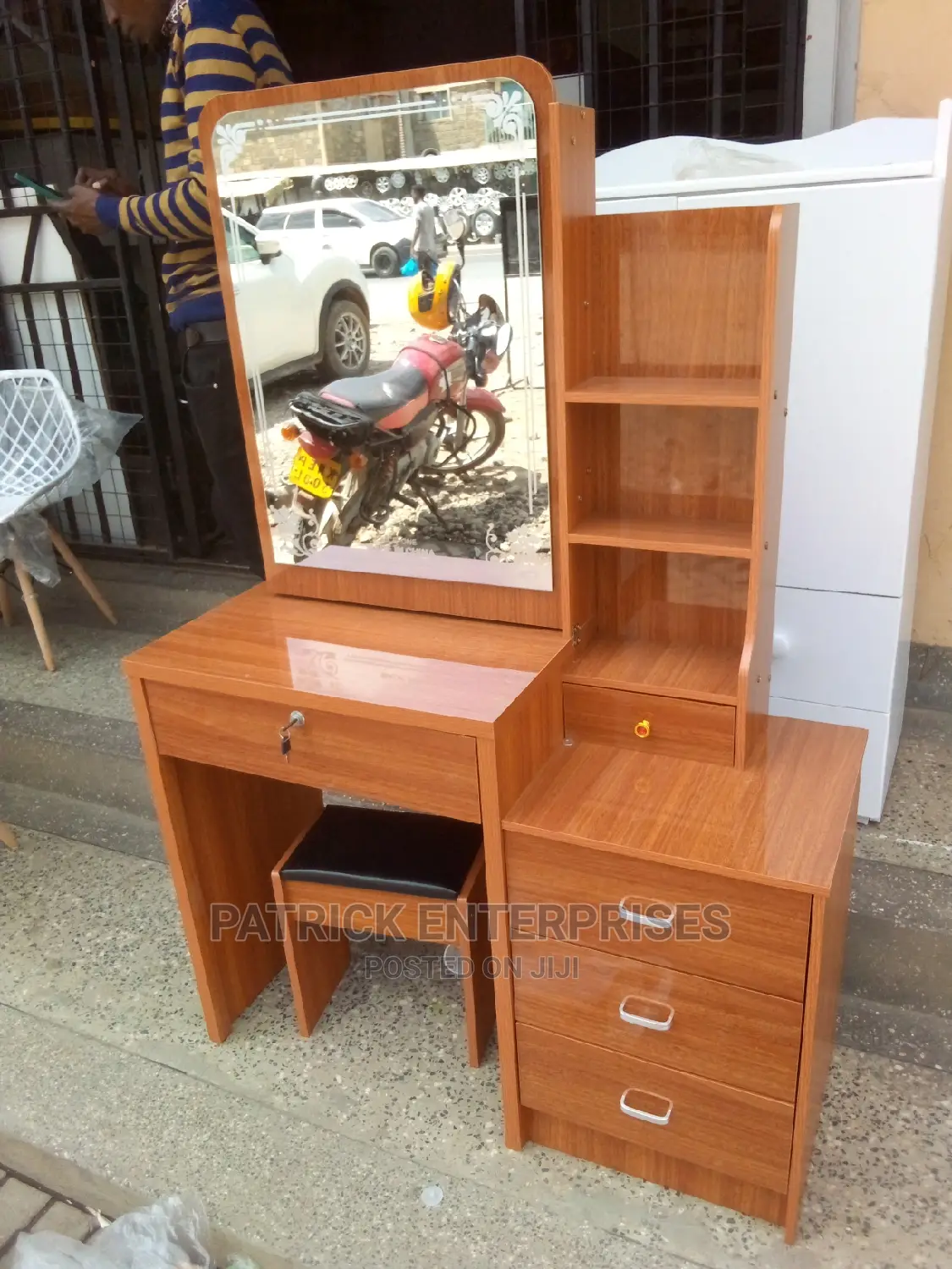 European Brown Dressing Tables With a Sliding Mirror