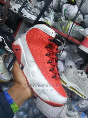 Designer Jordan IX Sneakers