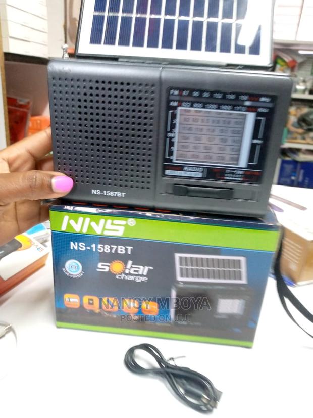 Solar Radio With Torch - thumbnail 3