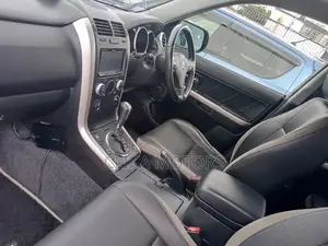 Suzuki Escudo 2016 White