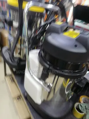 Vacuum Cleaner