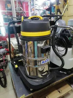 Commercial 50l Vacuum Cleaner