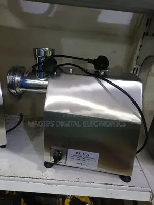 M22 Meat Mince Machine 38000