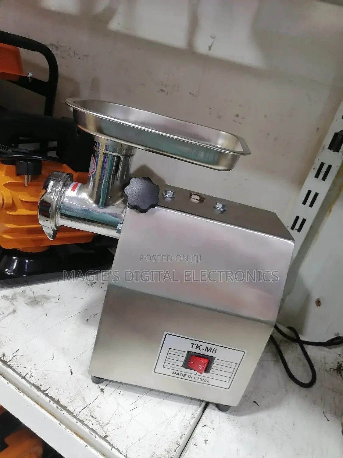 Meat Mincer For Commercial Work M8