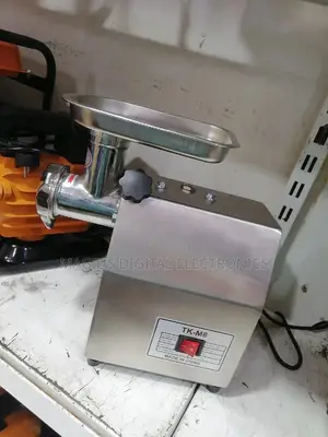 Meat Mincer For Commercial Work M8