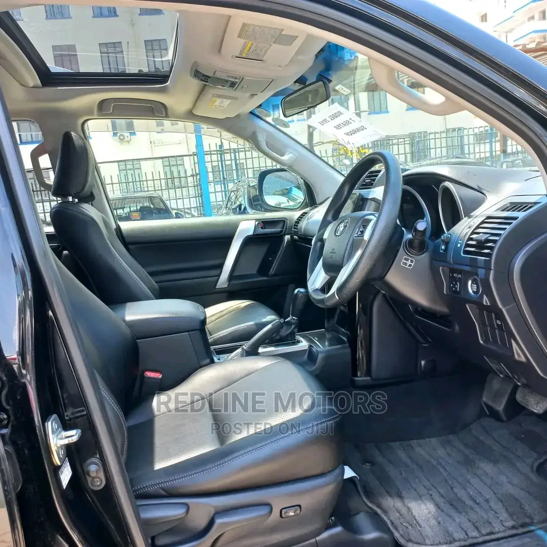 Toyota Land Cruiser Prado 2016 Black