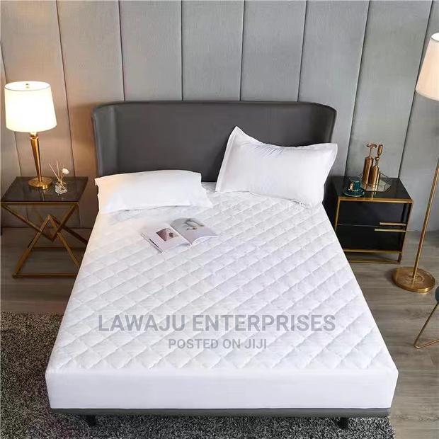 White Quilted Waterproof Matress Protector - 3*6 - thumbnail 2