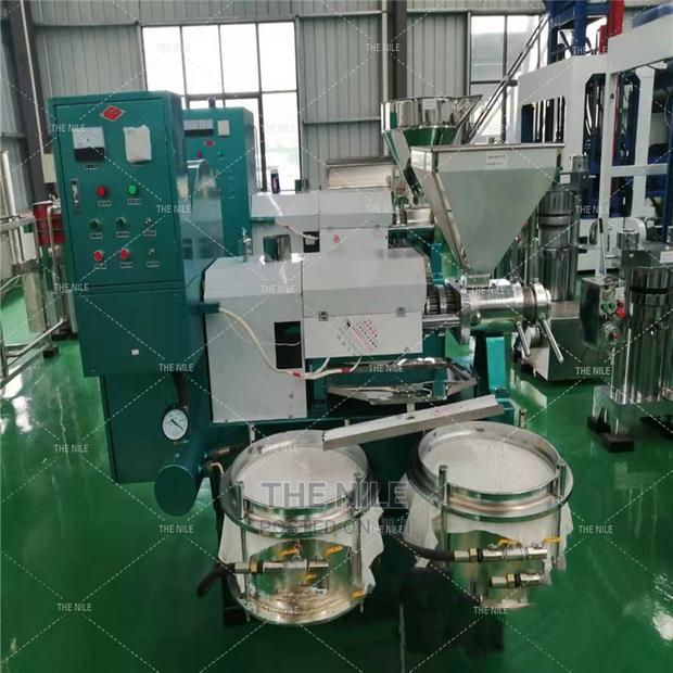 Small Peanut Walnut Edible Oil Press - main view