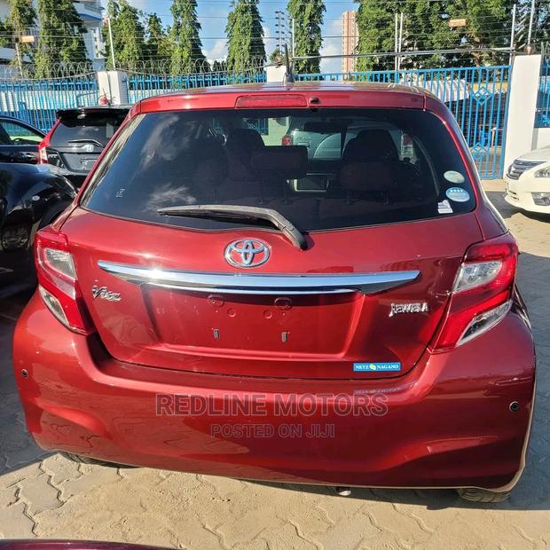 Toyota Vitz 2016 Red - thumbnail 6