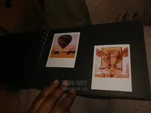 Customizable Polaroid Photos