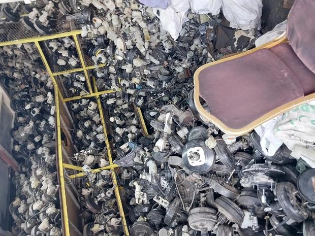 Brake Boosters and Master Cylinders Toyota and Nissan