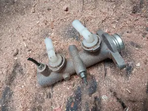 Brake Master Cylinder Nissan Td 27