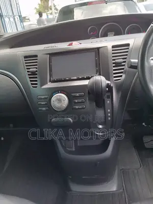 Mazda Biante 2016 Silver