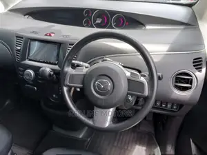 Mazda Biante 2016 Silver