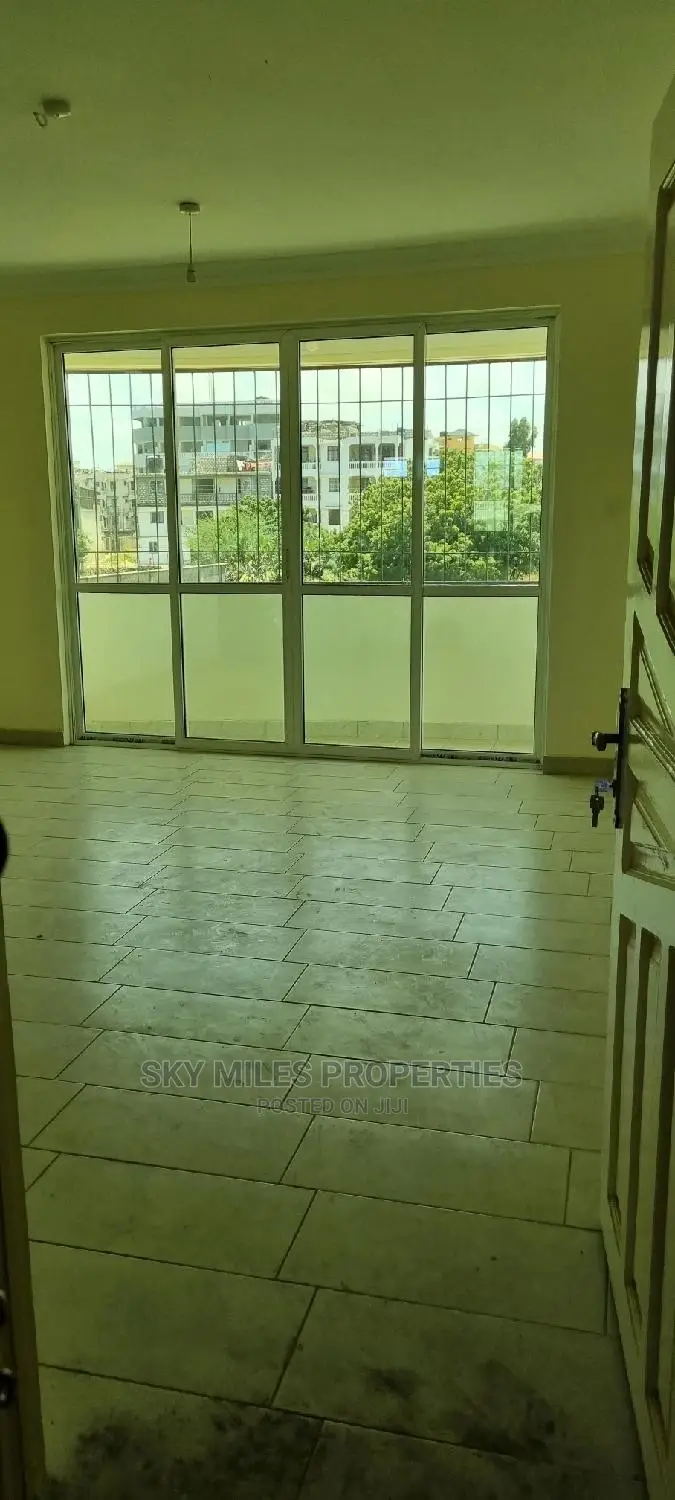 3bdrm Apartment in Mtwapa for Sale