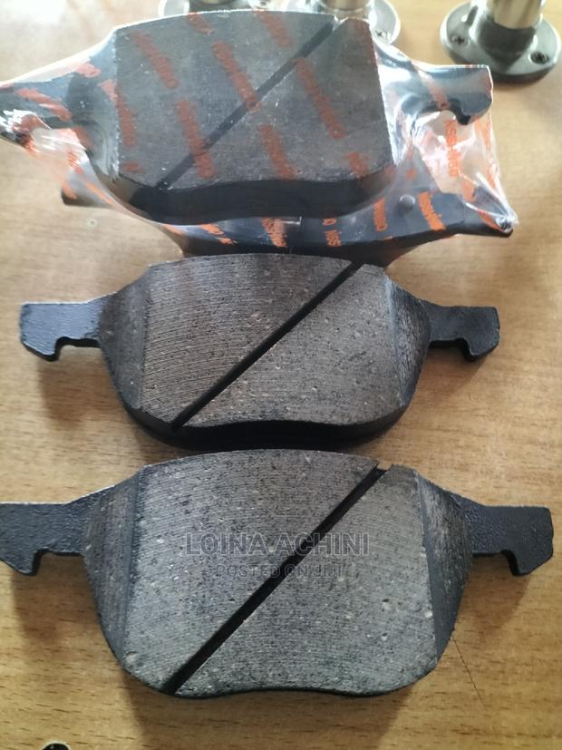 Volvo V40 Front Brakepads - main view