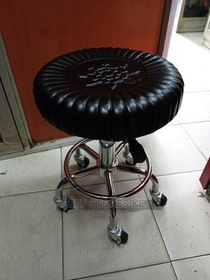 Flowered Pedicure Stool - thumbnail 2