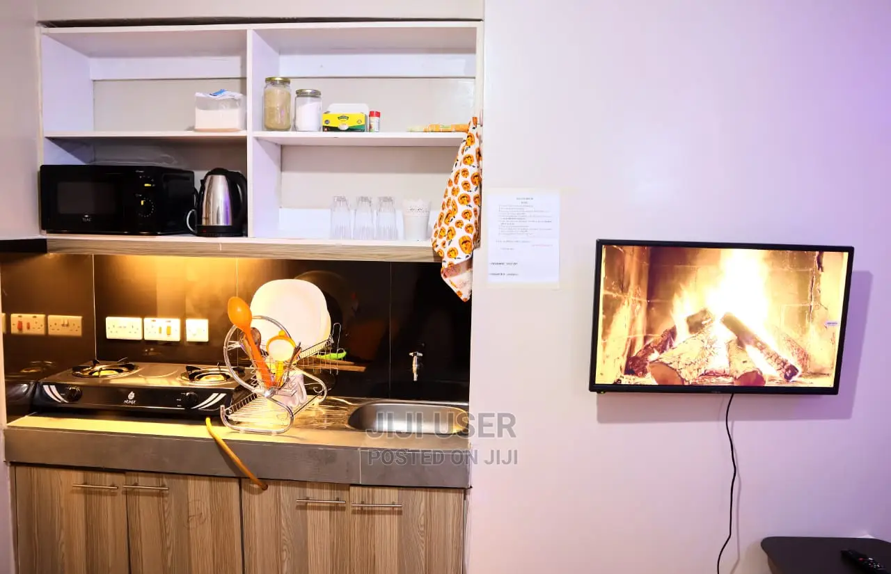 Airbnb Available for Both Short and Long Term Stays