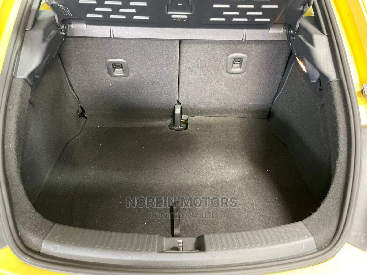 Volkswagen Beetle 2015 Yellow