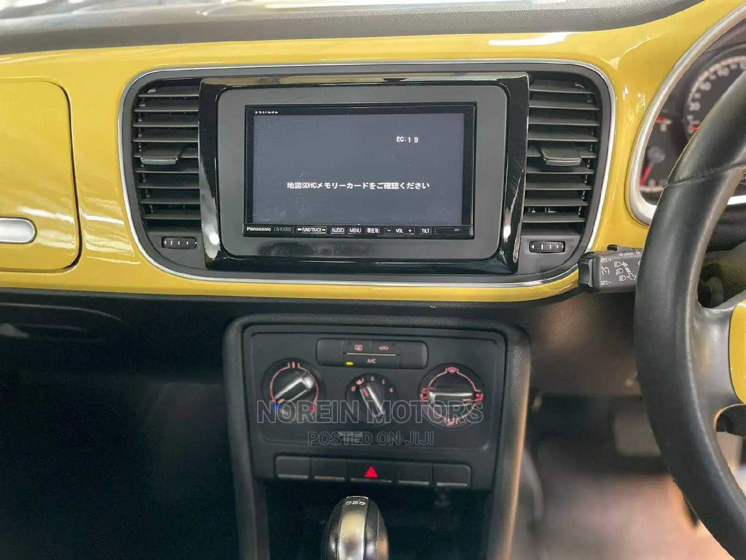 Volkswagen Beetle 2015 Yellow