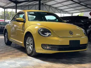 Volkswagen Beetle 2015 Yellow