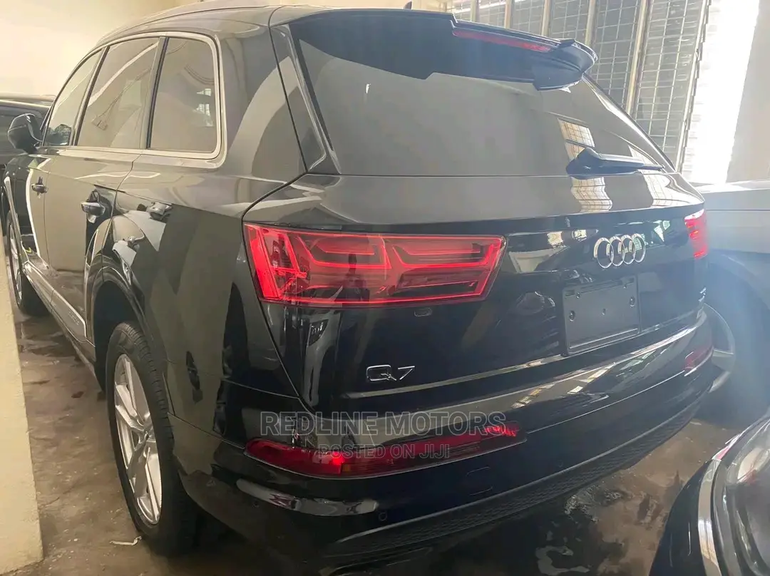 Audi Q7 2017 Black