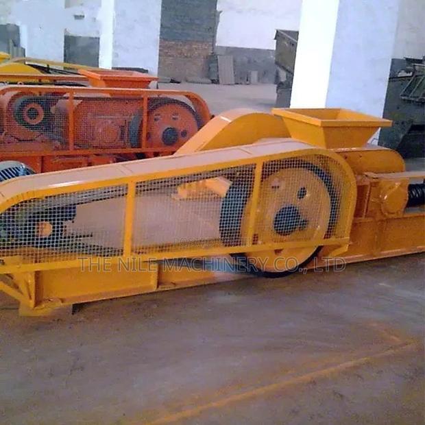 Roller Stone Crusher, Roller Crusher From China in Kenya - main view