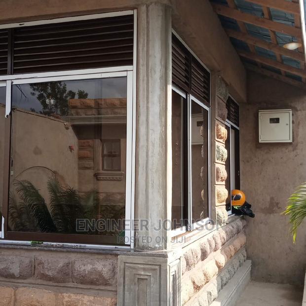 Louvered Sliding Windows - thumbnail 2