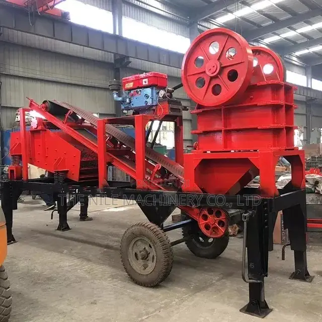 Mobile Jaw Crusher With Vibrating Screen and Convyor