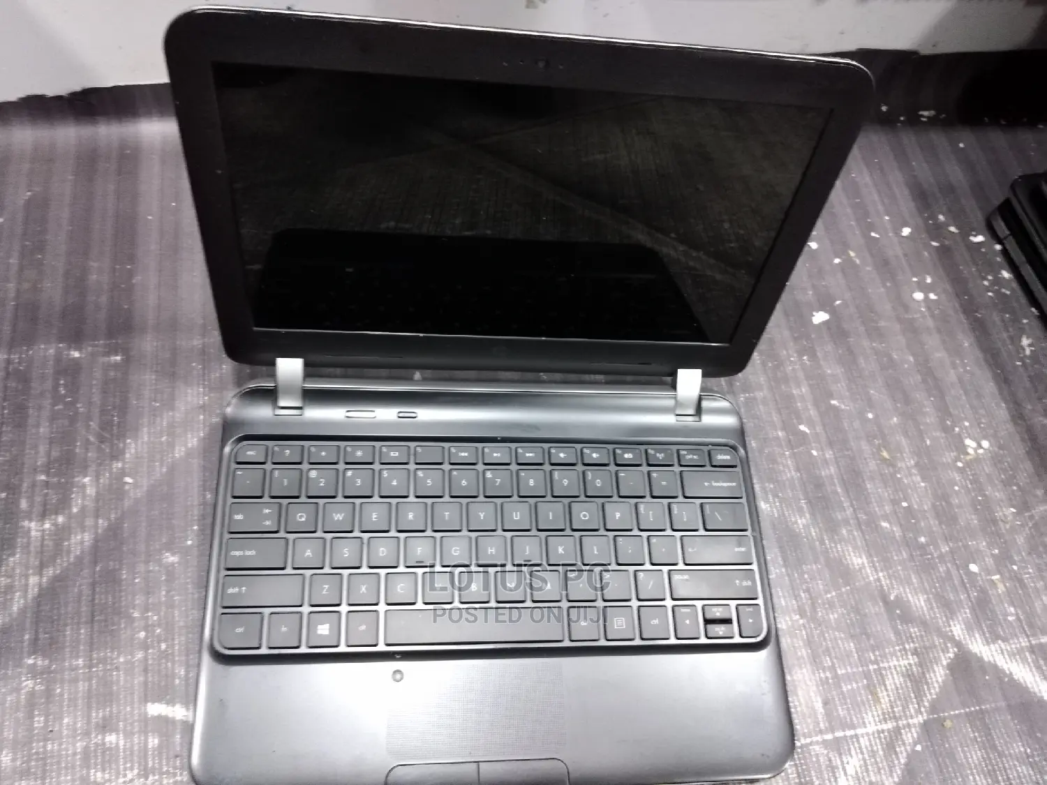 Laptop HP 3125 4GB Intel Celeron HDD 320GB