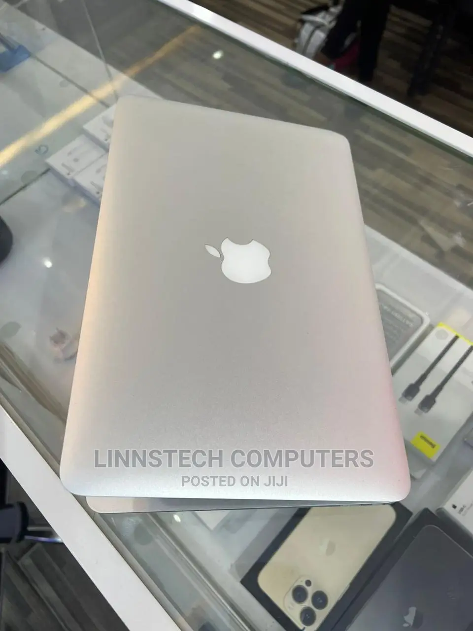 Laptop Apple MacBook Air 2015 8GB Intel Core I7 SSD 256GB