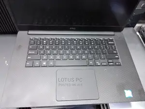 Laptop Dell Precision 15 5520 16GB Intel Core I7 SSD 512GB