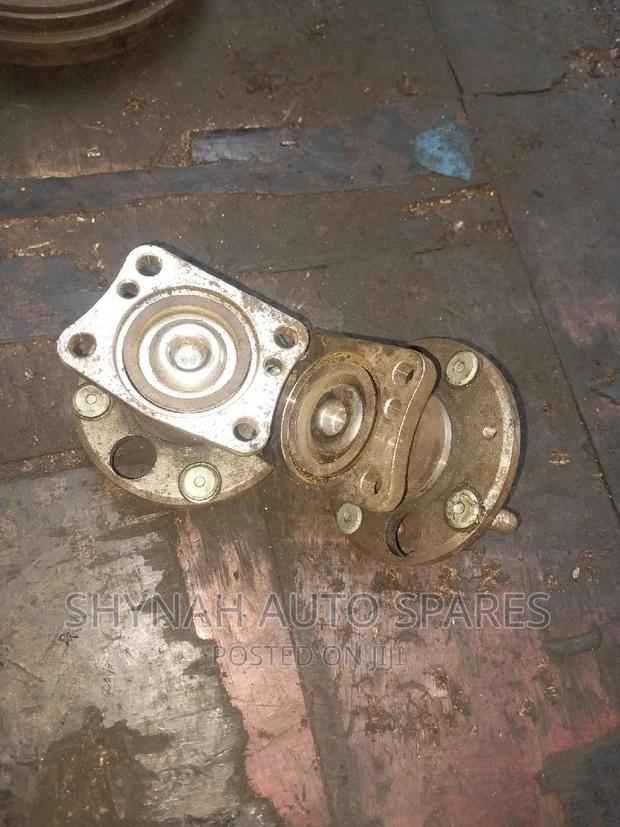 Rear Hubs Mazda Demio