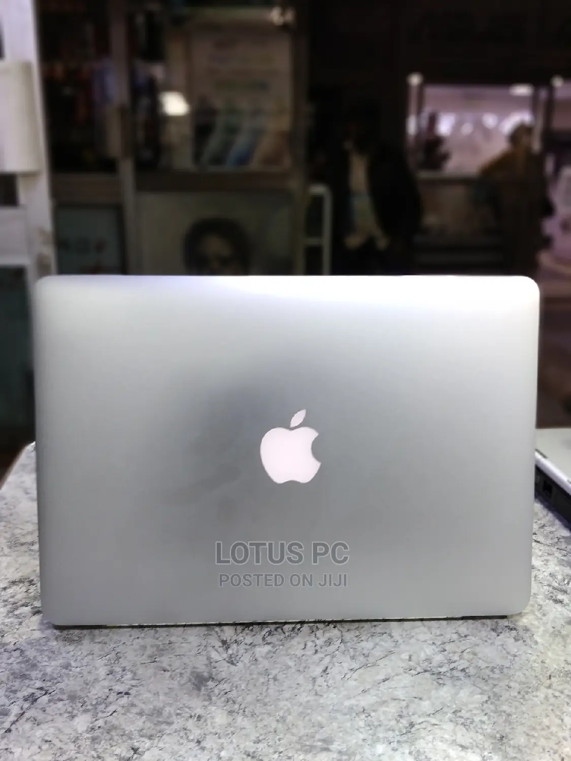 Laptop Apple MacBook Pro 2015 8GB Intel Core I5 SSD 256GB