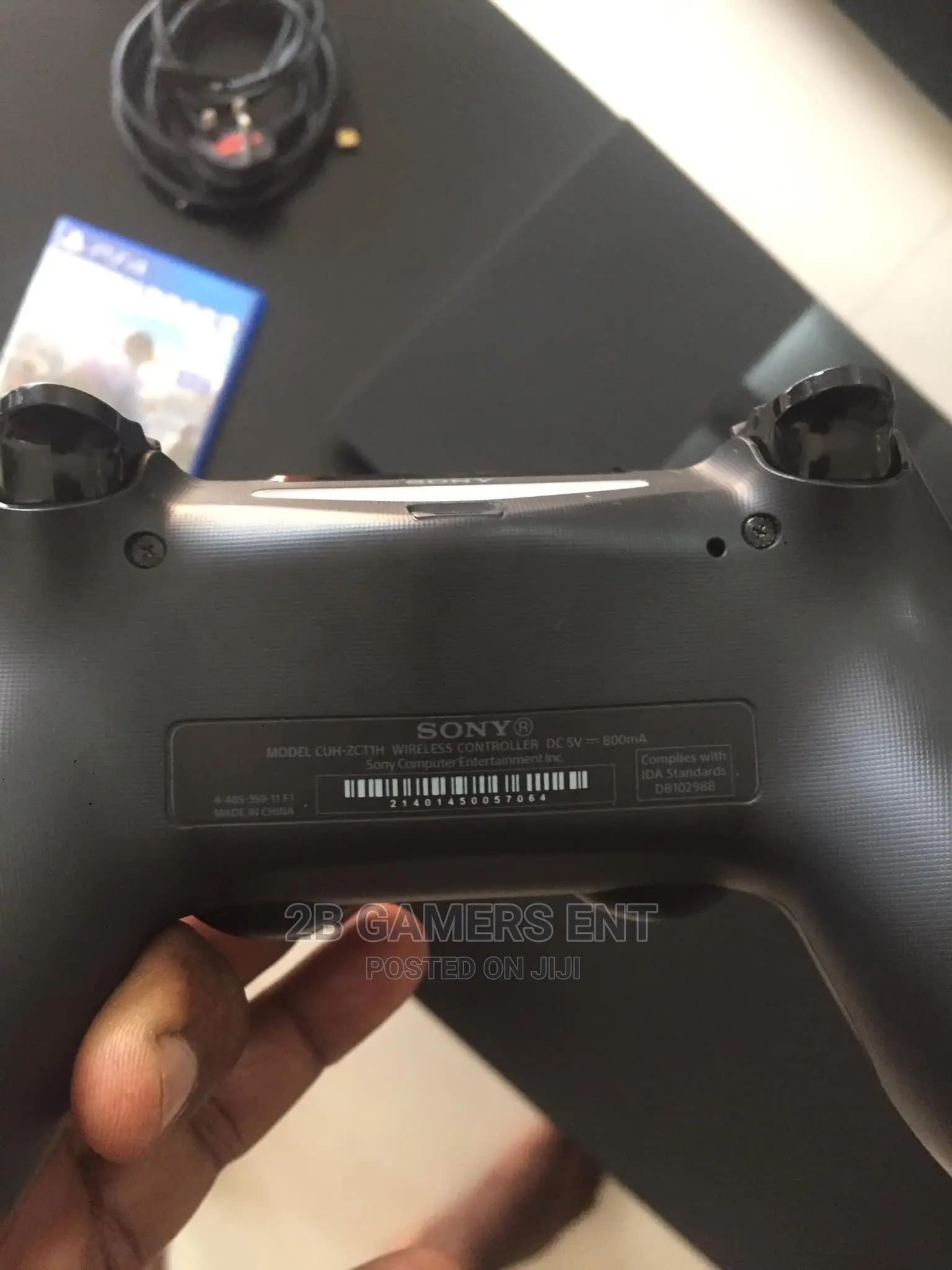 Ps4 Standard, Watchdogs 2 Used