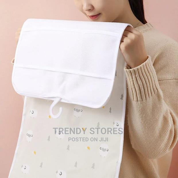 Folding Pouch Organiser - main view