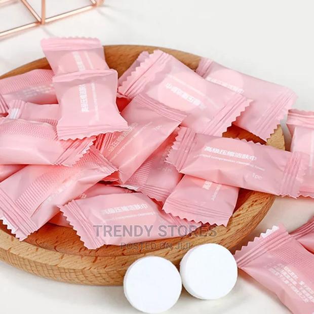 20pcs Compressed Disposable Towel - thumbnail 2